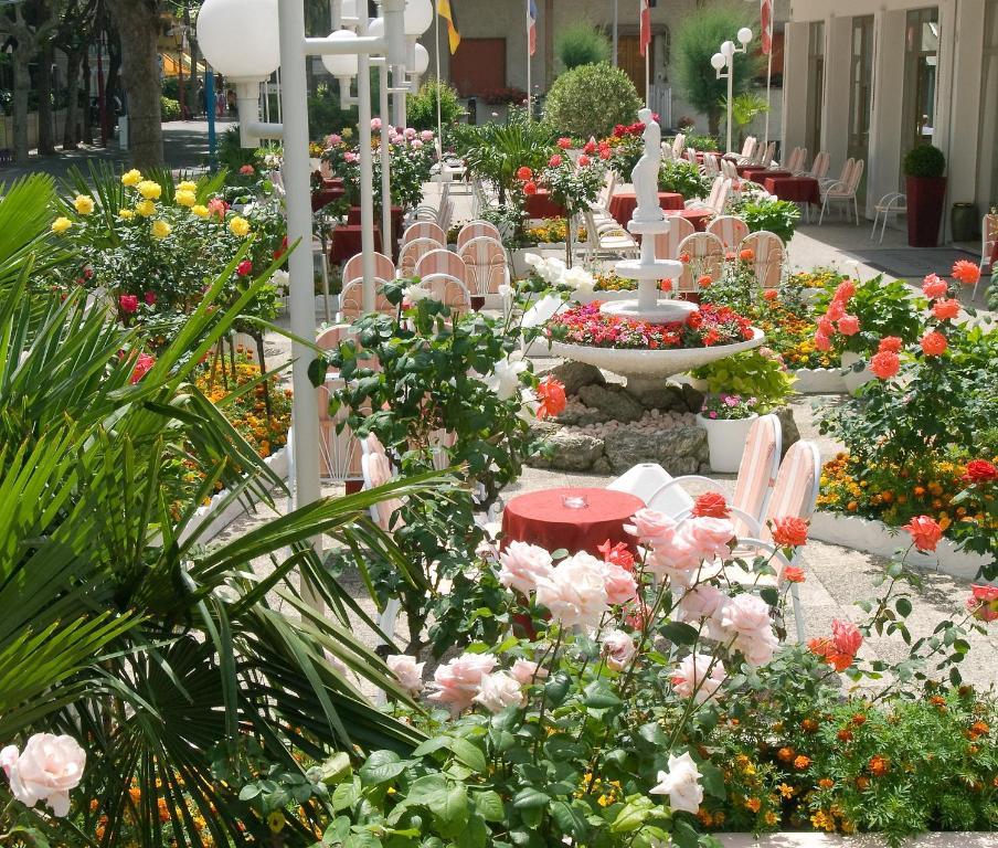 Hotel Garden Μπελάρια-Ιτζέα Μαρίνα Εξωτερικό φωτογραφία